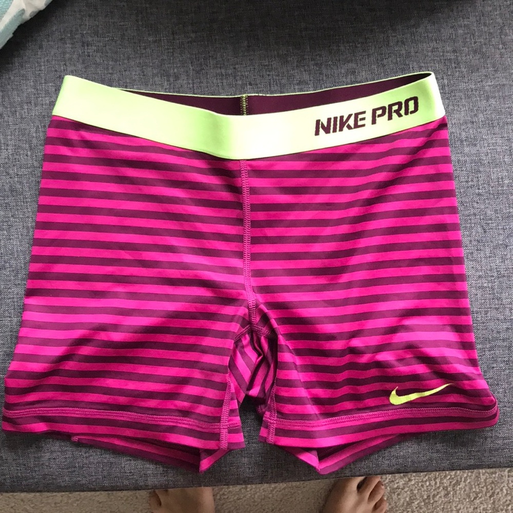 striped nike pros